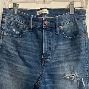 Madewell distressed jeans 10”high rise skinny sz 28- patch inside leg -see pics
